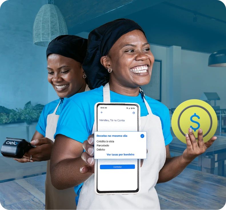 Empreendedora de avental exibe seu celular na tela de antecipação, sorrindo.